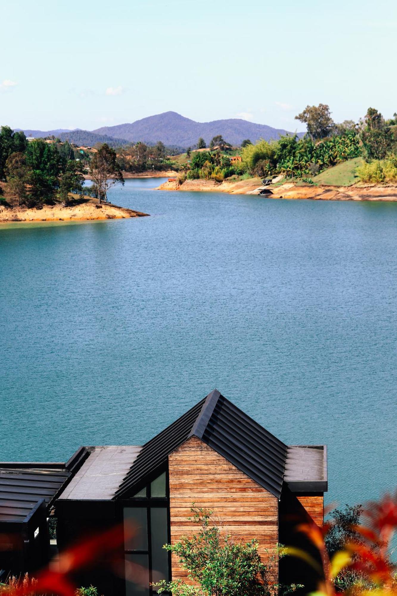 Guatapé The Boato Hotel מראה חיצוני תמונה The reservoir